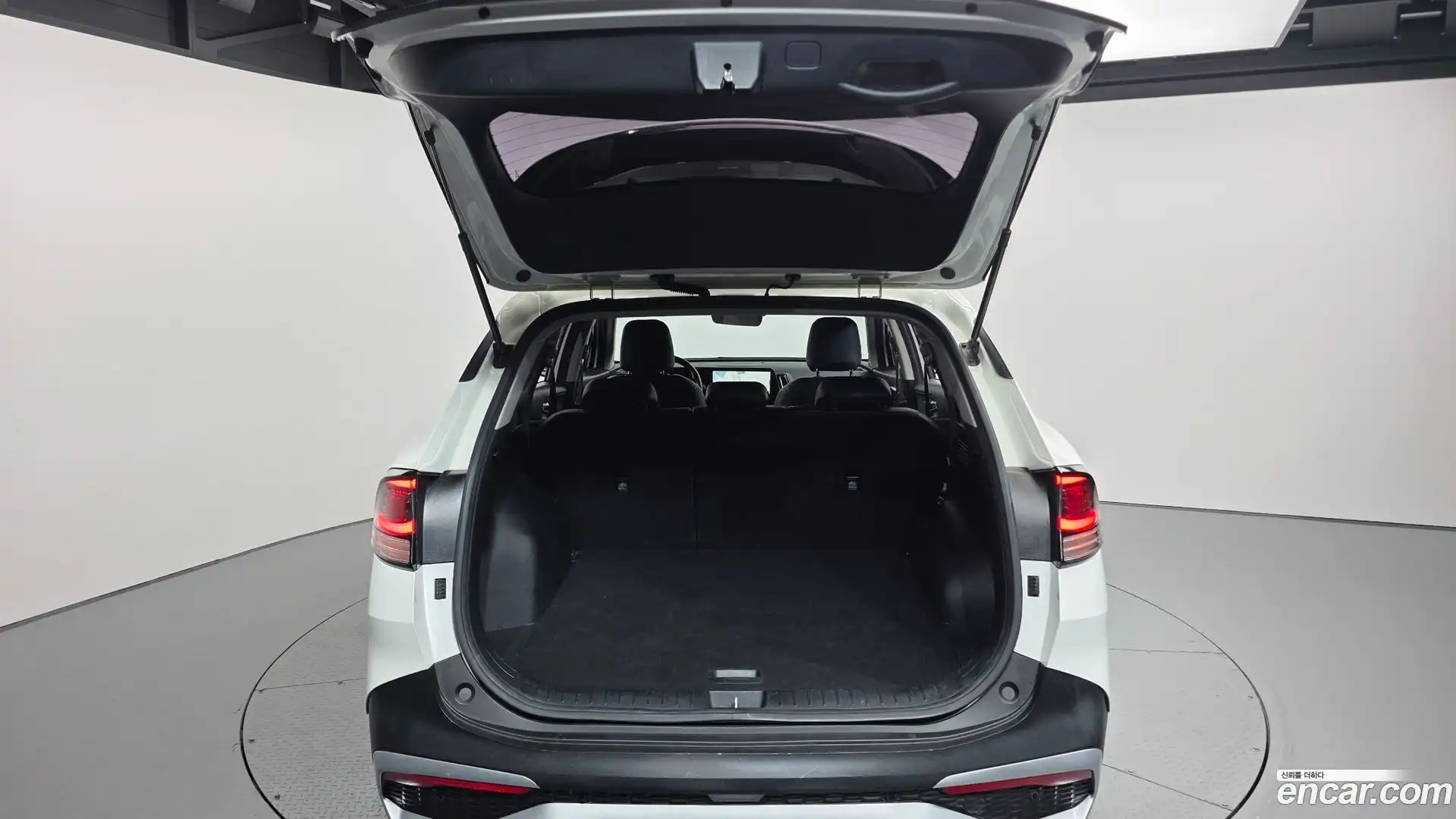 Sportage Kia 2022.5-OPTION-024