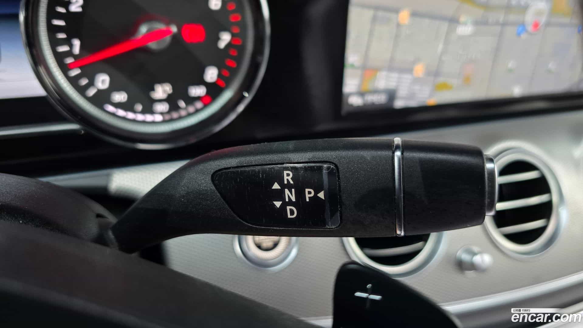 E-Class Mercedes-Benz 2017.1-INNER-009