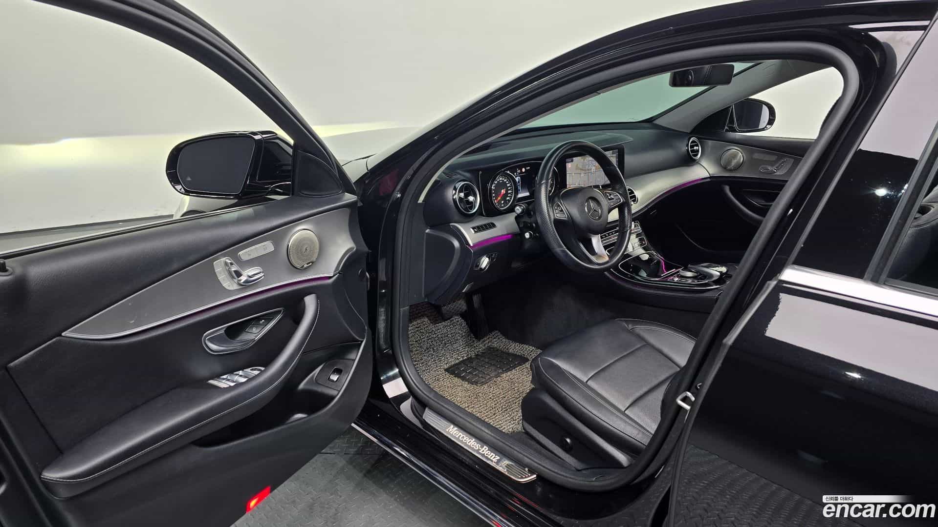 E-Class Mercedes-Benz 2017.1-OPTION-015