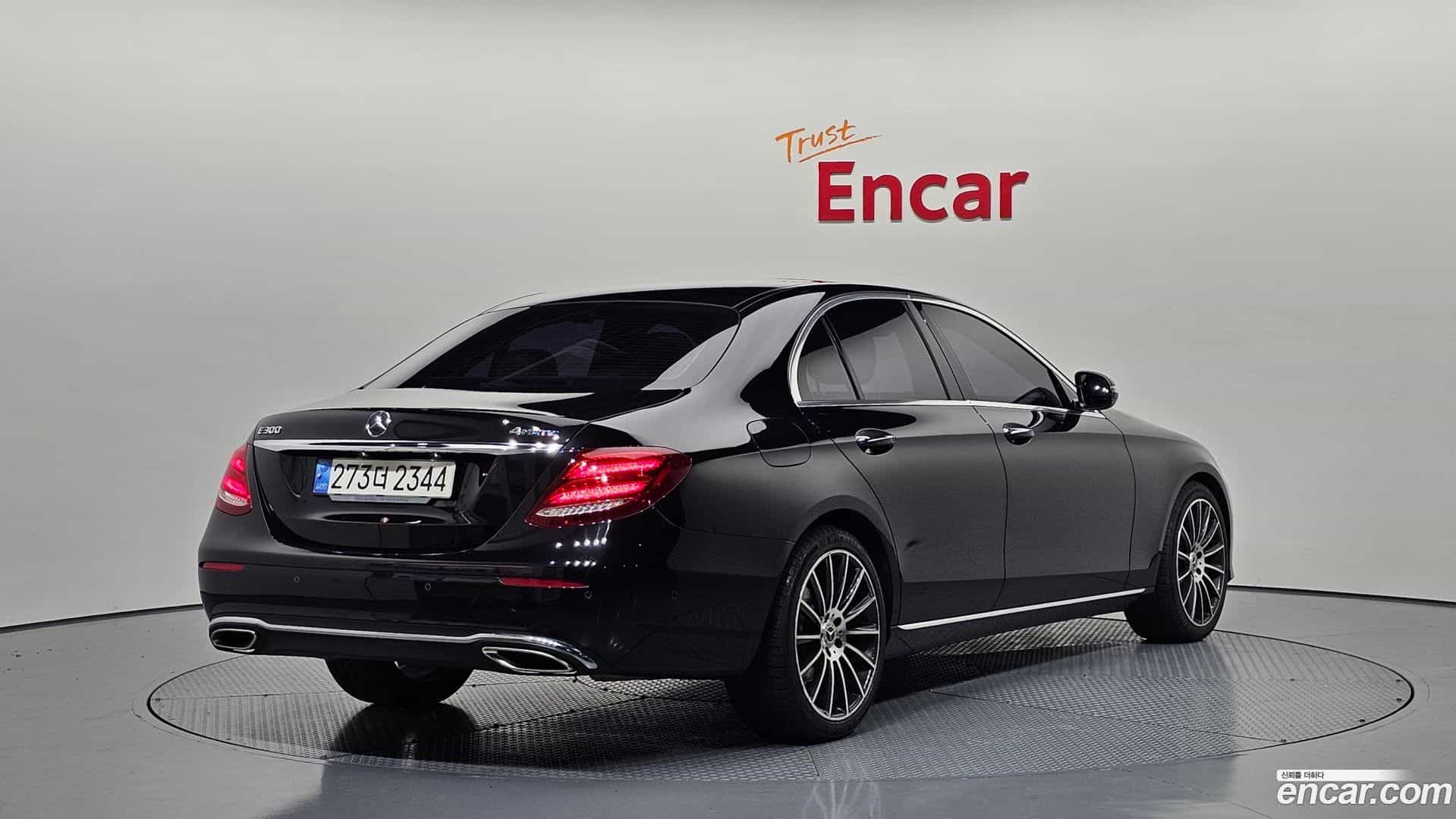 E-Class Mercedes-Benz 2019.7-OUTER-002