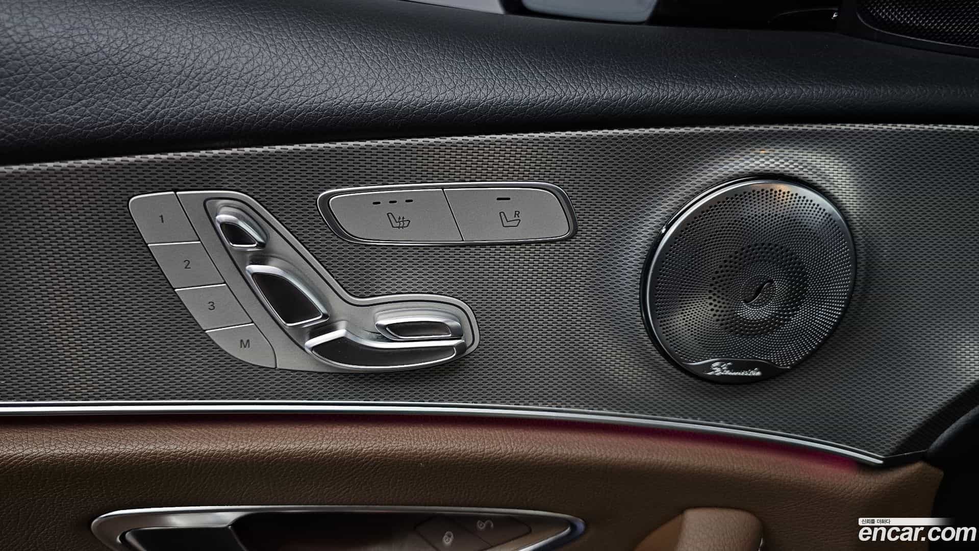 E-Class Mercedes-Benz 2019.7-OPTION-020
