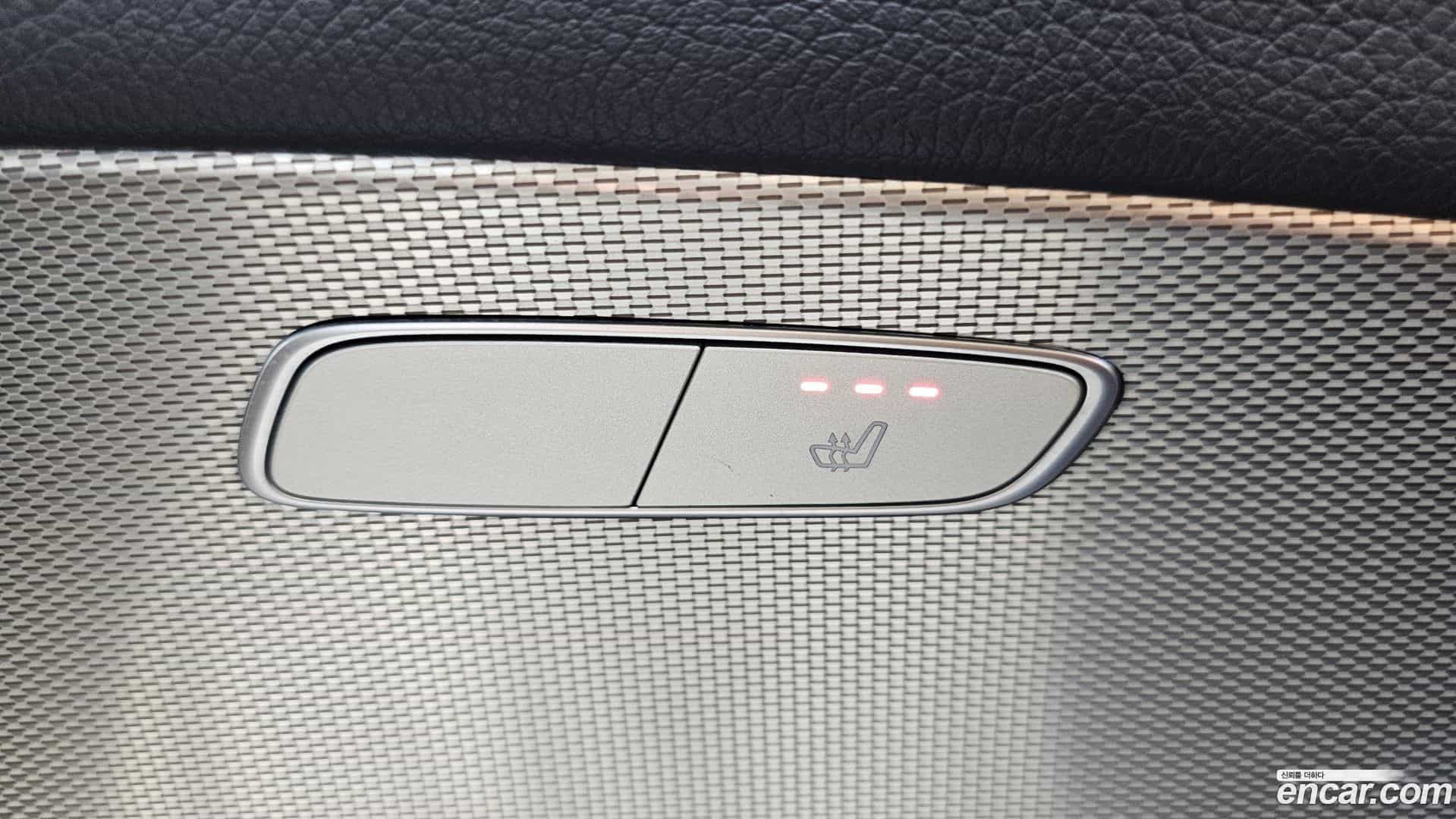 E-Class Mercedes-Benz 2019.7-OPTION-022