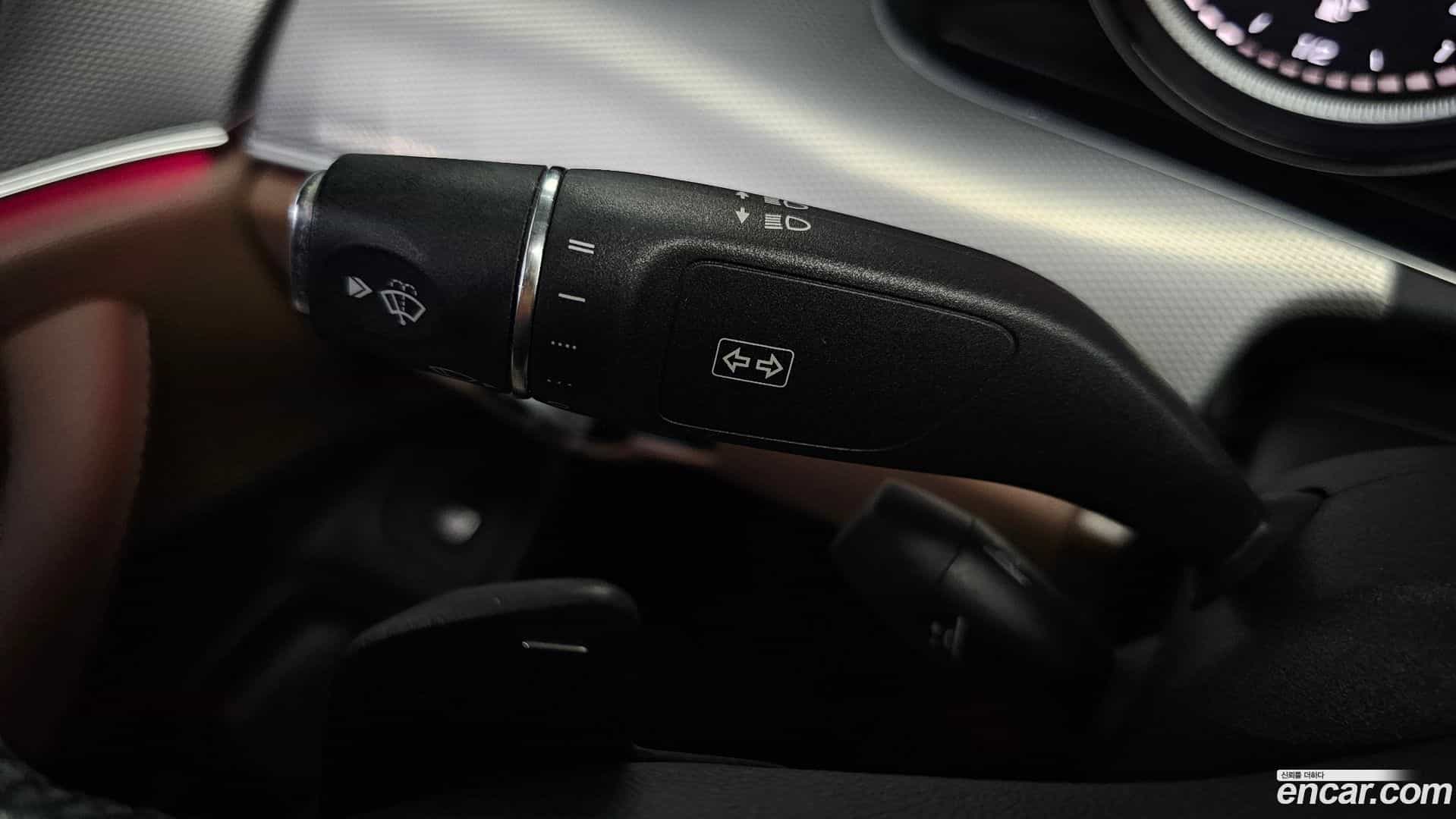 E-Class Mercedes-Benz 2019.7-OPTION-041