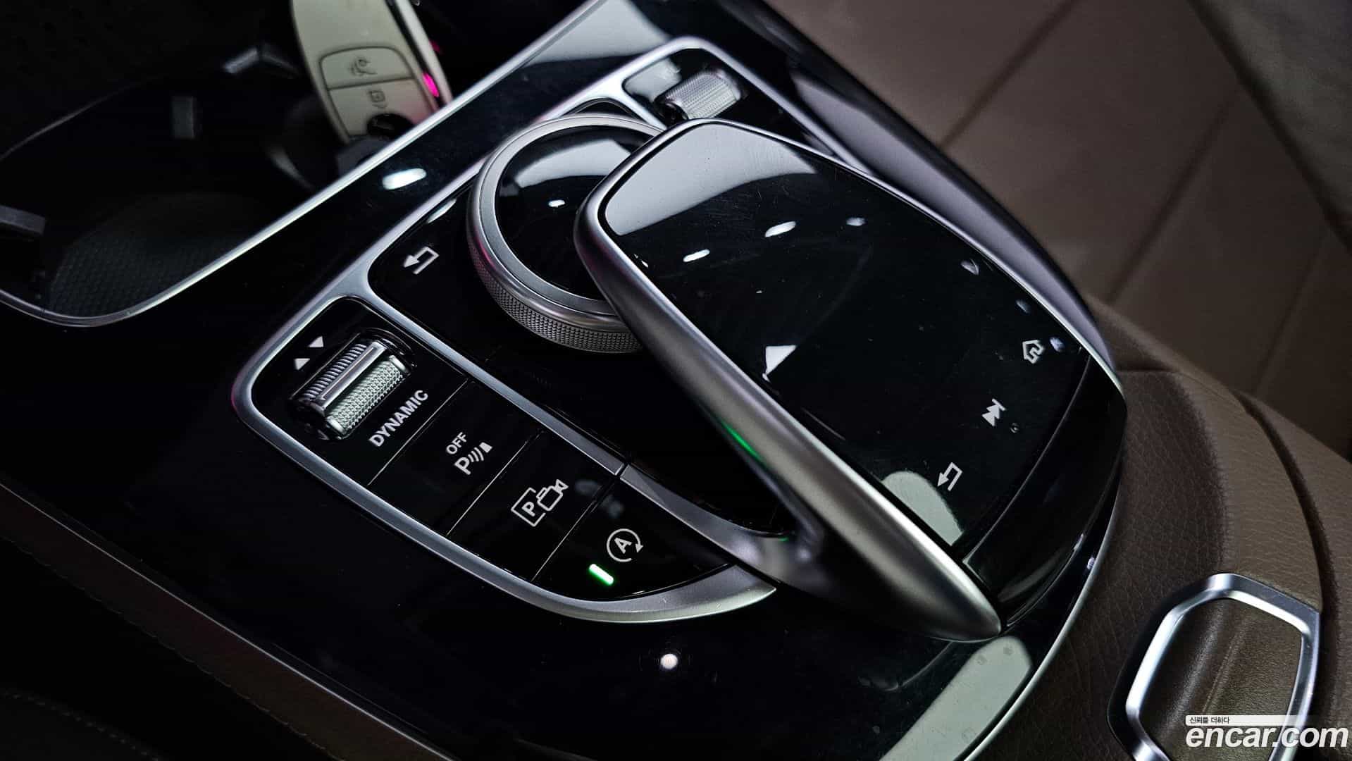 E-Class Mercedes-Benz 2019.7-OPTION-045