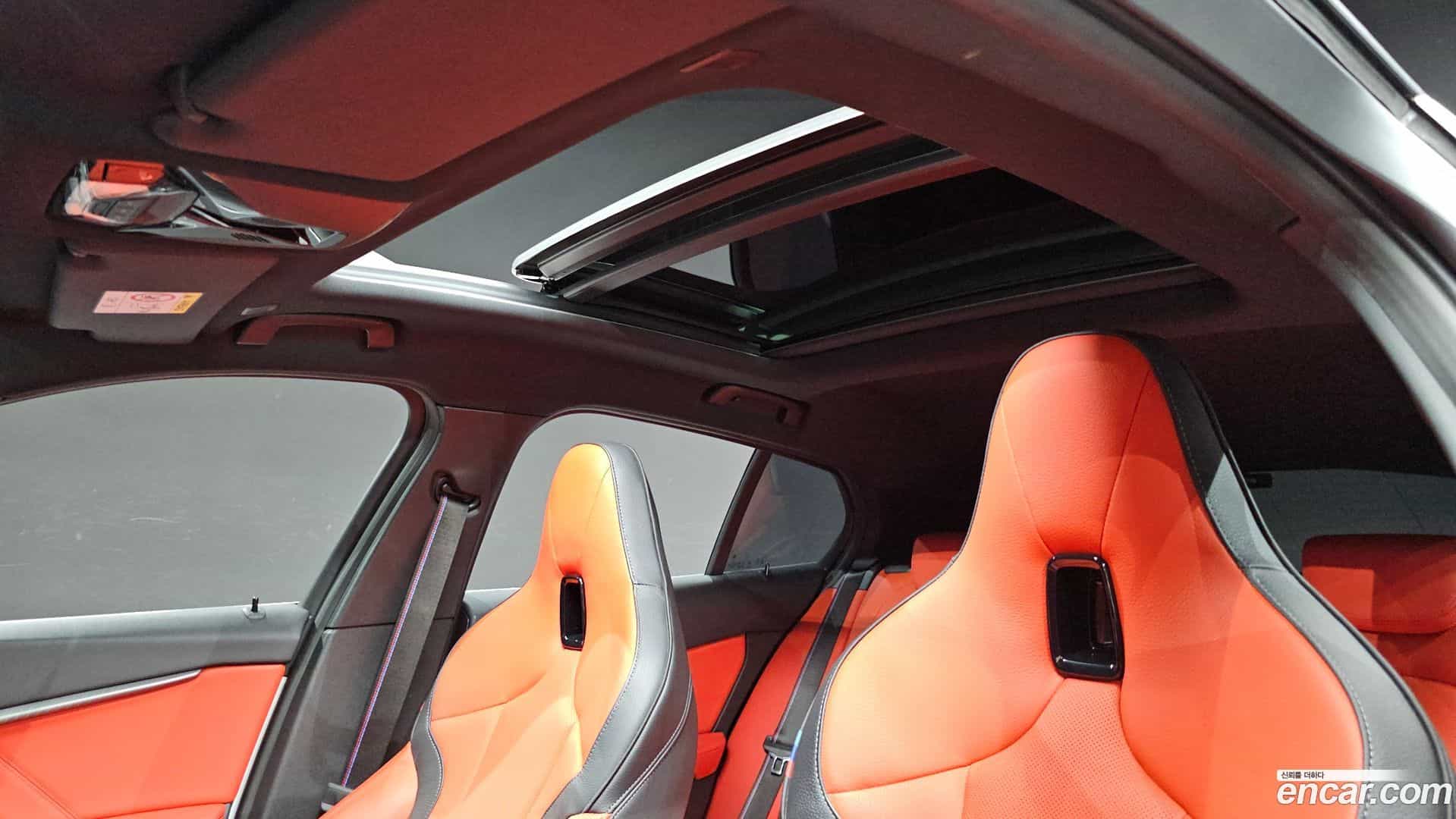 1-Series BMW 2023.6-OPTION-022