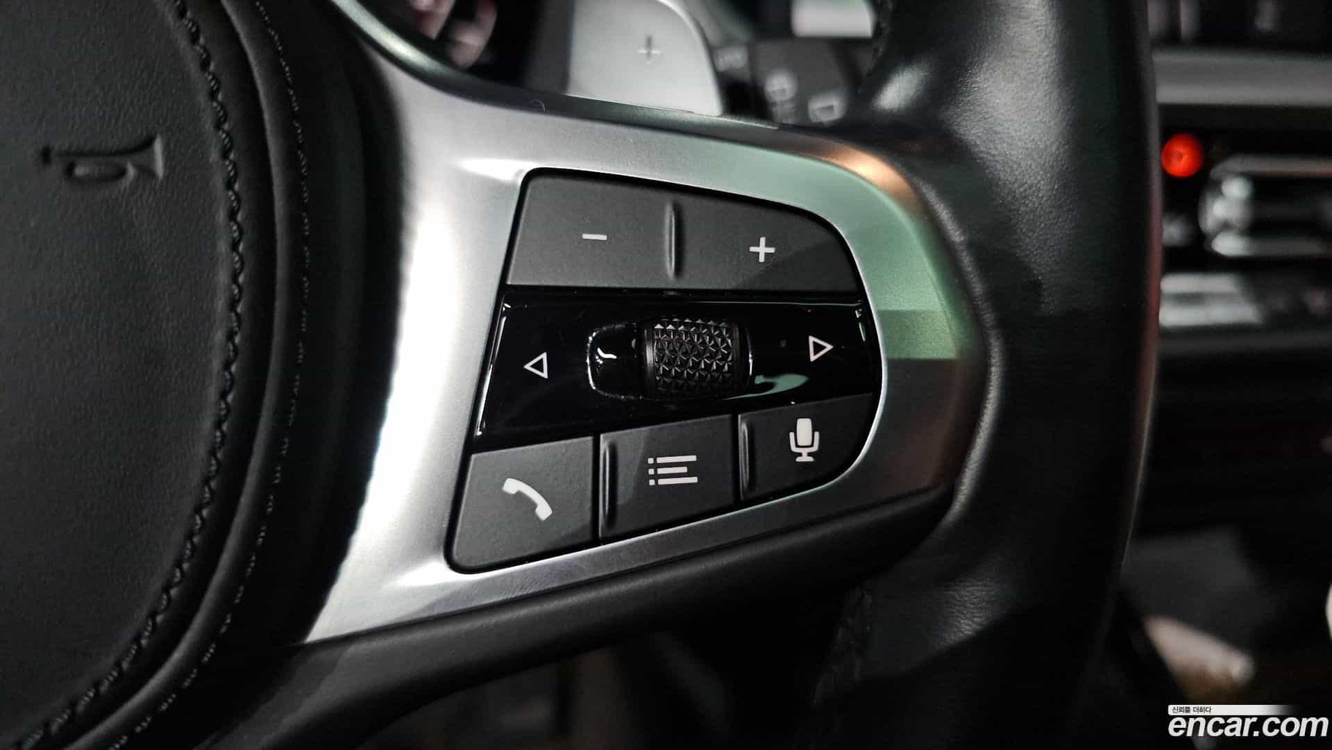 1-Series BMW 2023.6-OPTION-043
