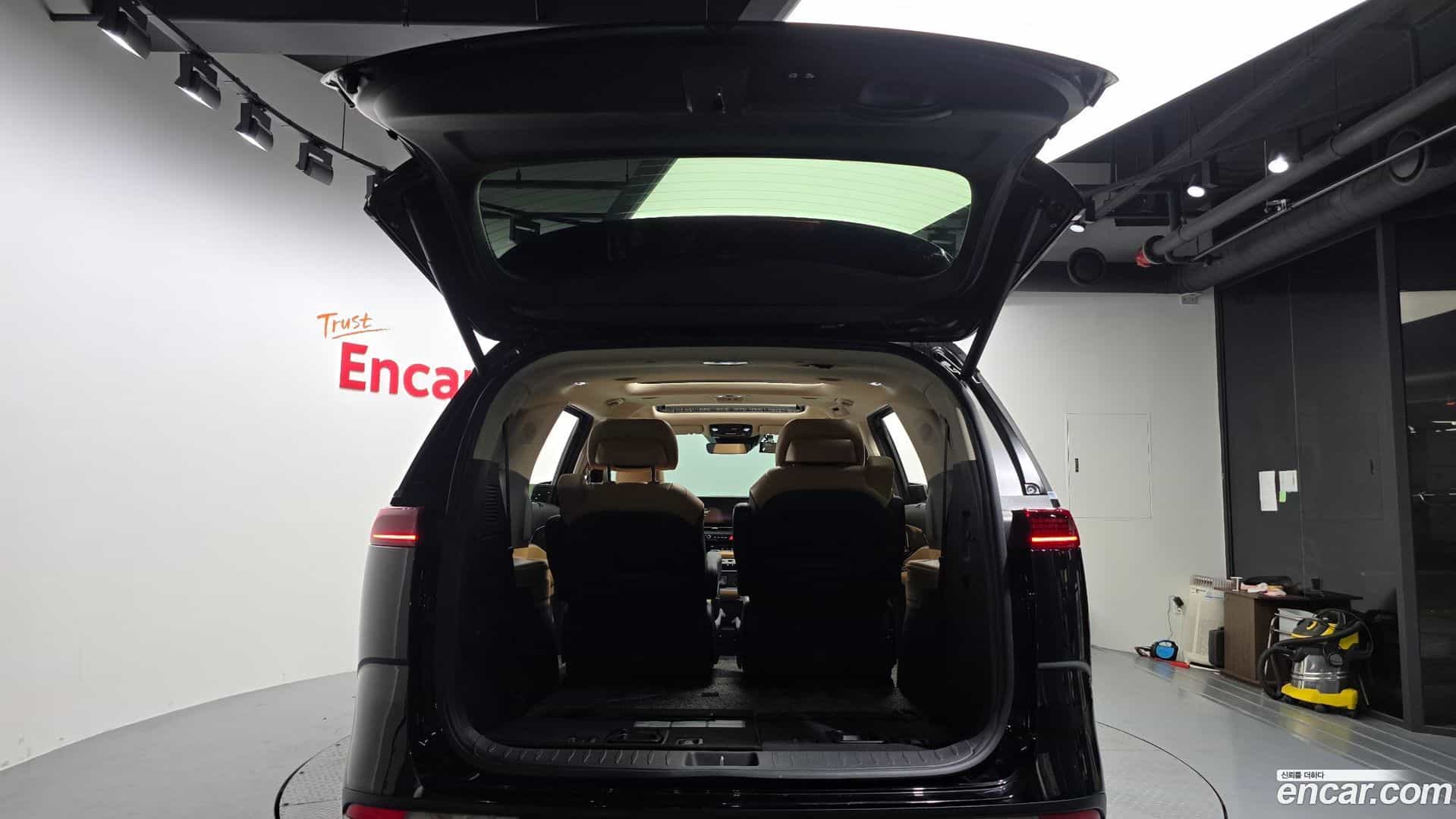 Canival Kia 2021.4-OPTION-023