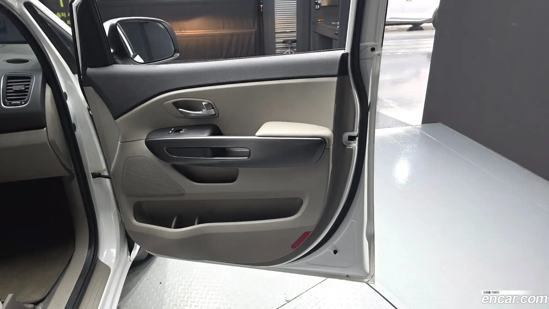 Canival Kia 2020.2-INNER-035