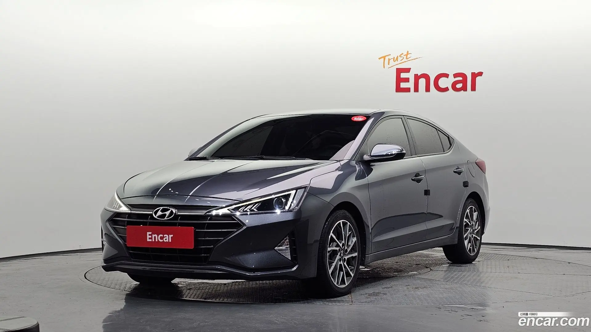 Main__Slider__Photo:AVANTE Hyundai 2019.7-0