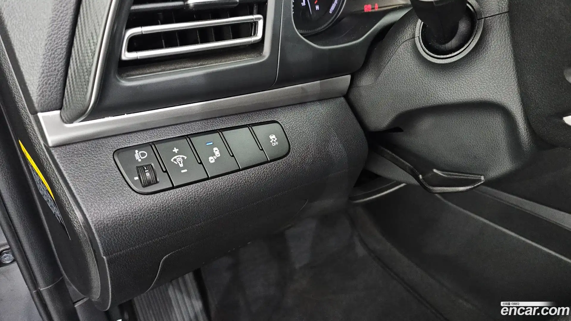 AVANTE Hyundai 2019.7-OPTION-022