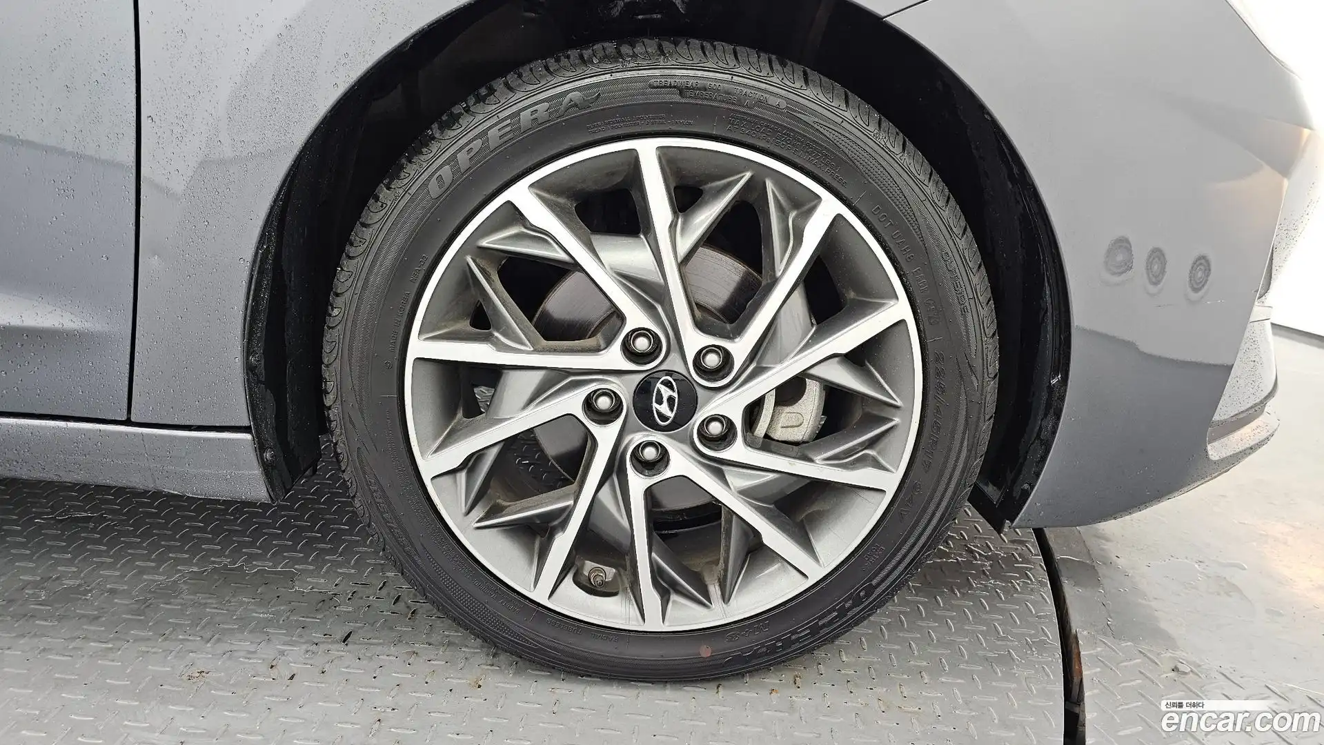 AVANTE Hyundai 2019.7-OUTER-031