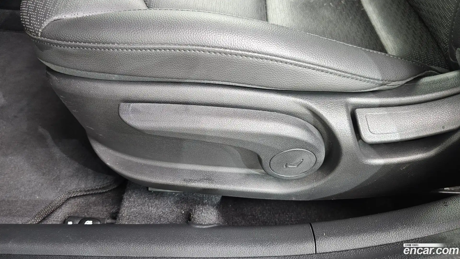 AVANTE Hyundai 2019.7-OPTION-041