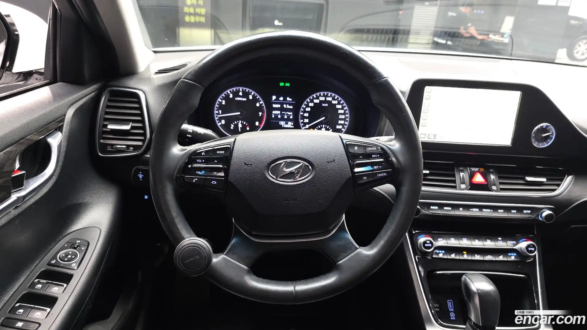 Grandeur Hyundai 2016.11-OPTION-017