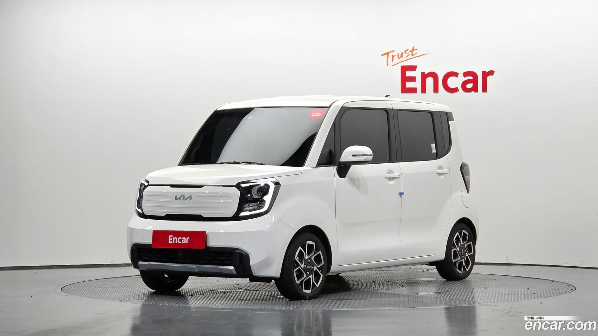 Main__Slider__Photo:RAY Kia 2024.7-0