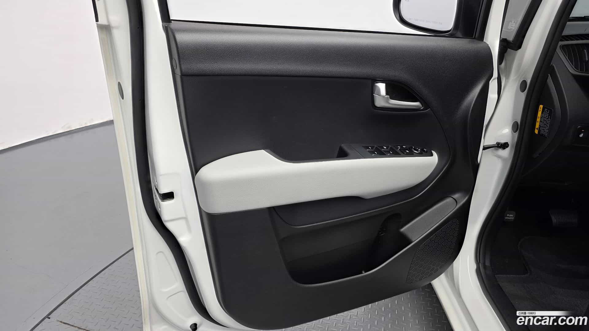 RAY Kia 2024.7-INNER-034