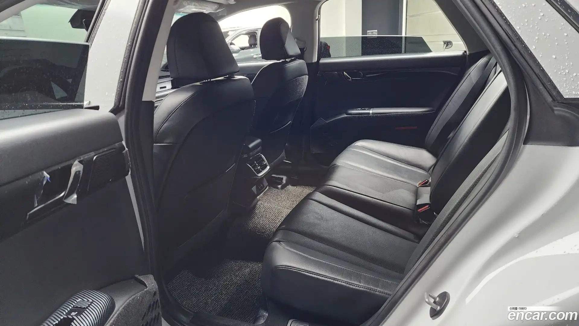 Grandeur Hyundai 2024.8-OPTION-016