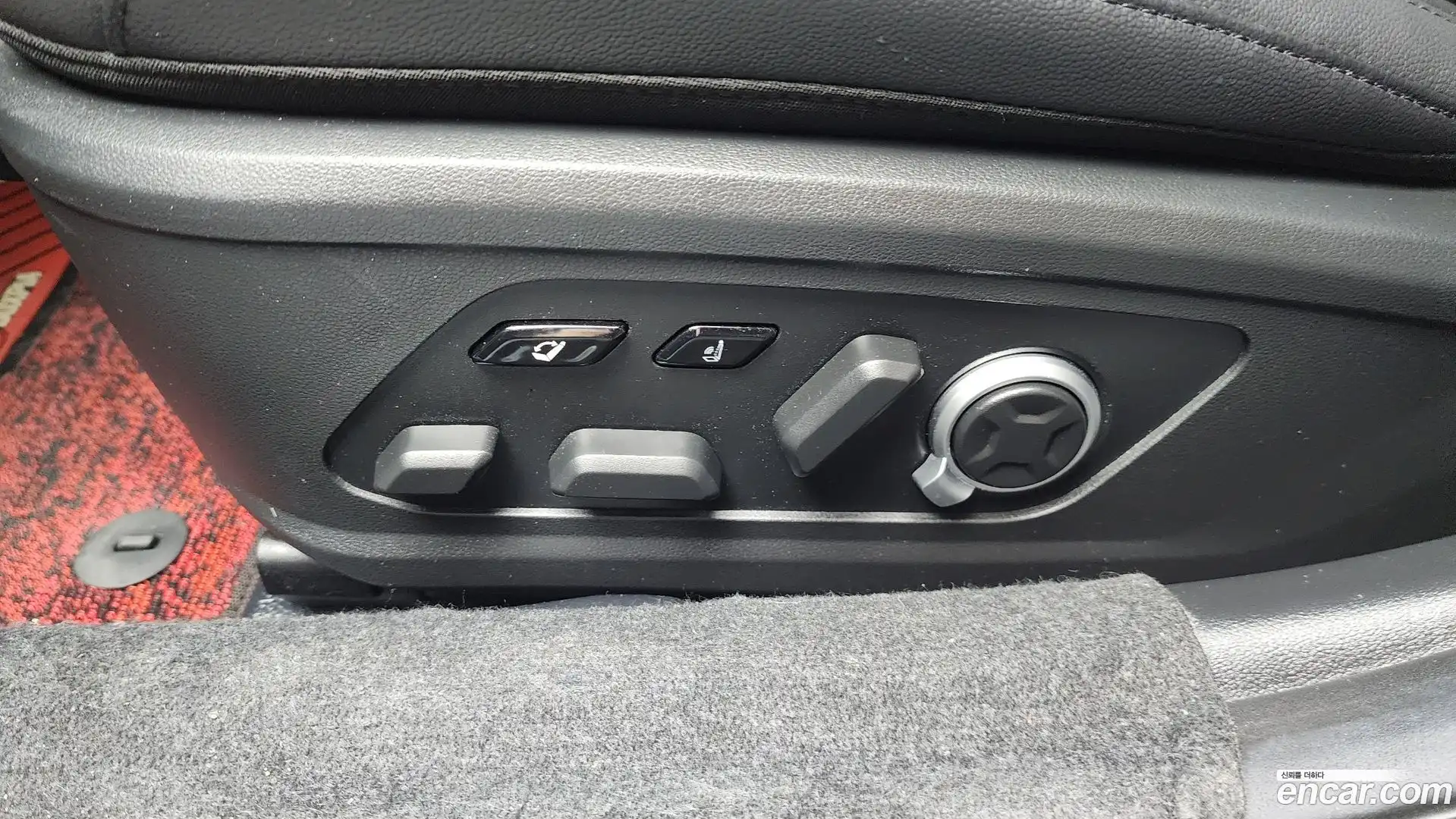 Grandeur Hyundai 2024.8-OPTION-044