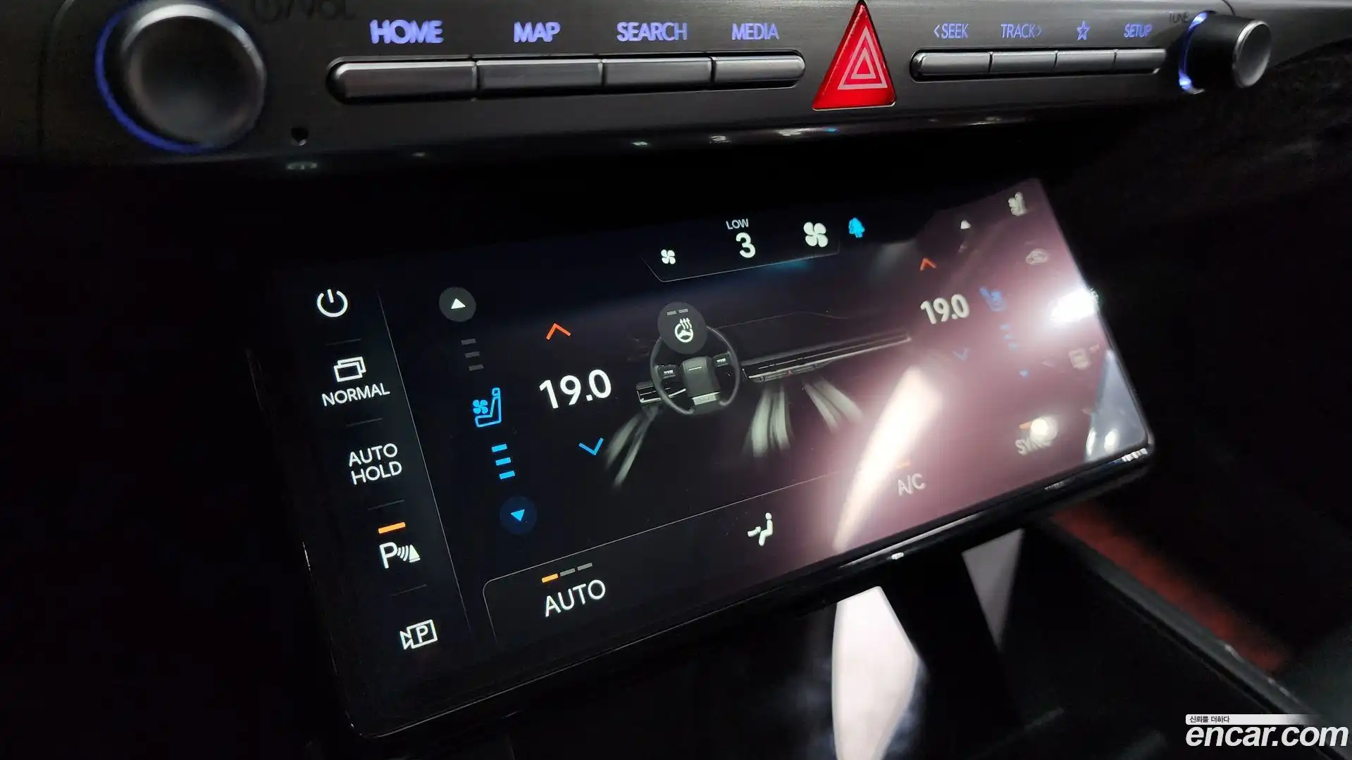 Grandeur Hyundai 2024.8-OPTION-045