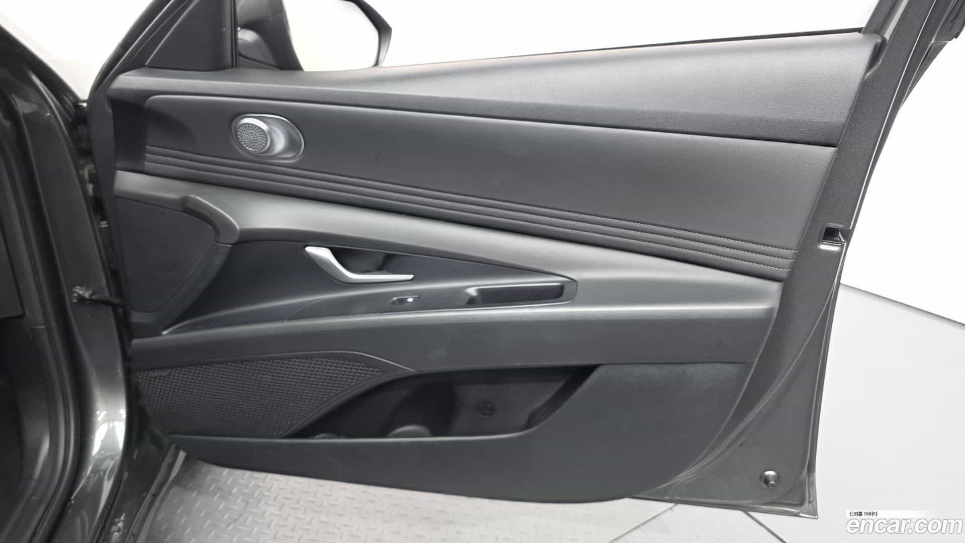 AVANTE Hyundai 2022.3-INNER-034