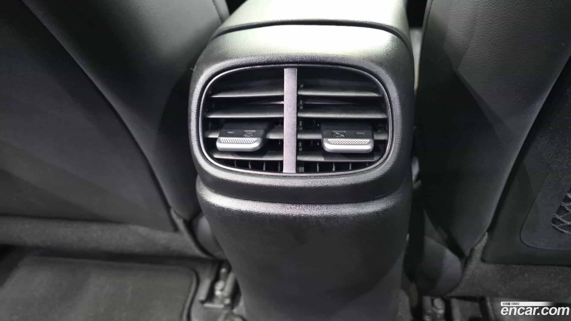 AVANTE Hyundai 2022.3-OPTION-046