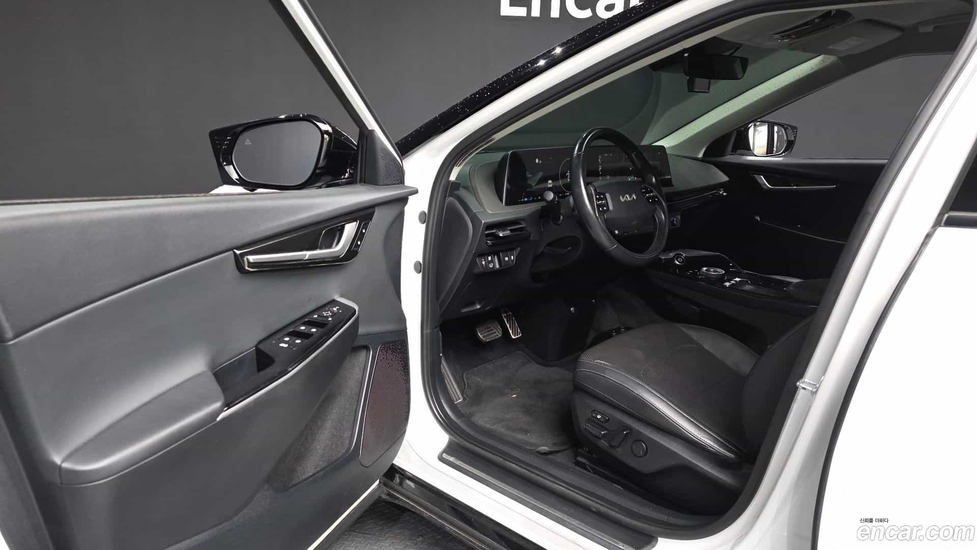 EV6 Kia 2021.8-INNER-010