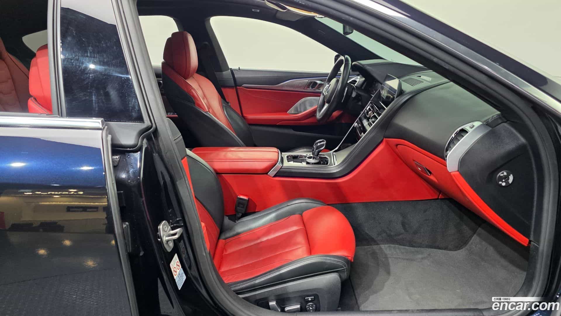 8-Series BMW 2021.6-OPTION-015