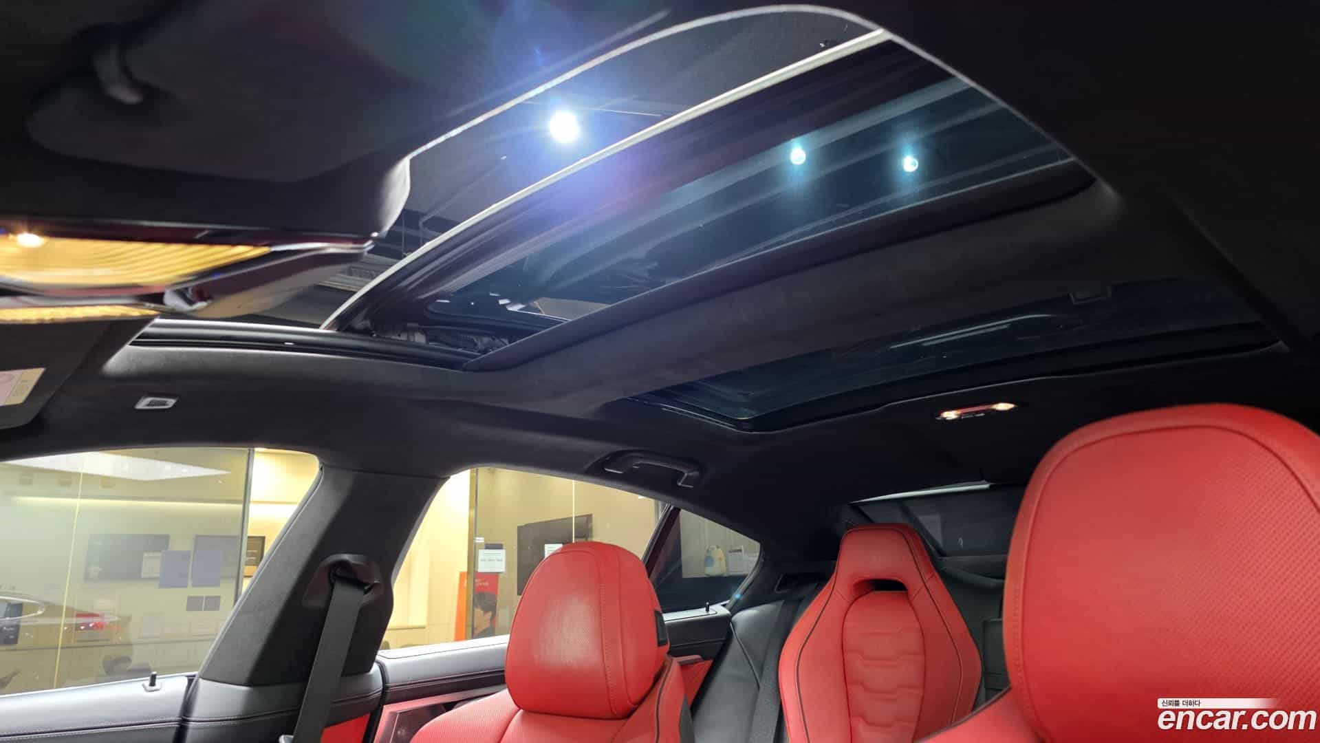 8-Series BMW 2021.6-OPTION-022