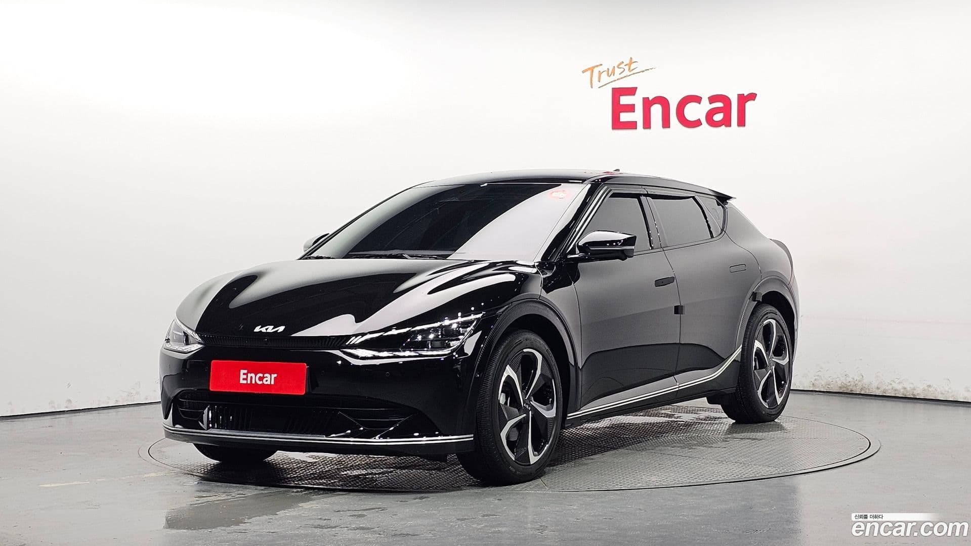 Main__Slider__Photo:EV6 Kia 2023.2-0