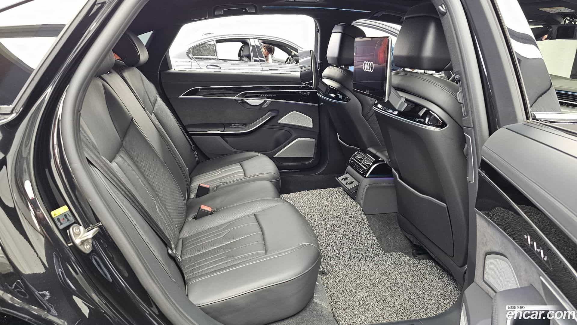 A8 Audi 2021.11-OPTION-016