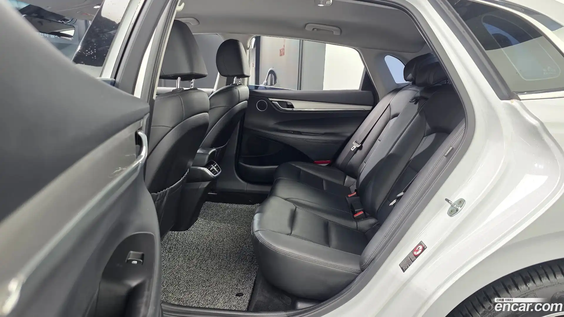 Grandeur Hyundai 2022.4-OPTION-016