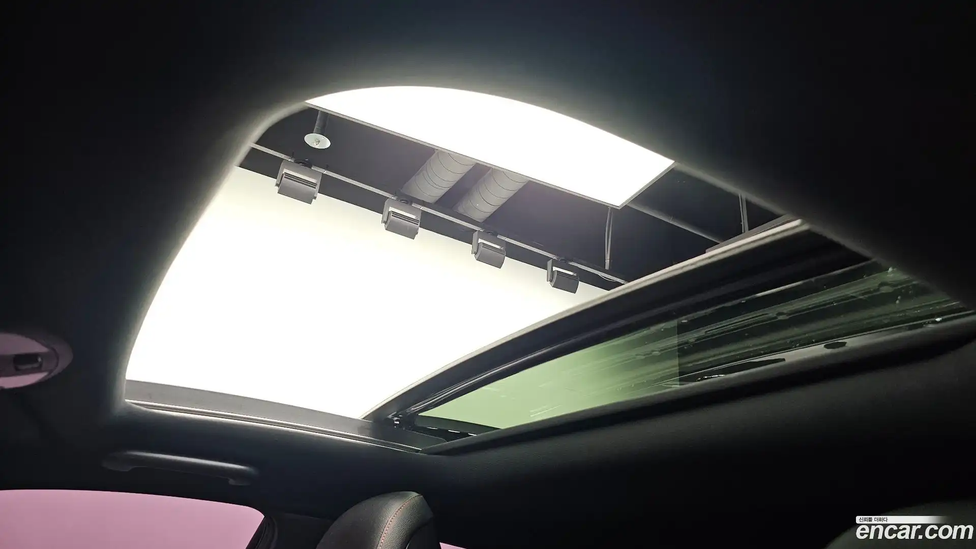 Veloster Hyundai 2018.5-OPTION-019
