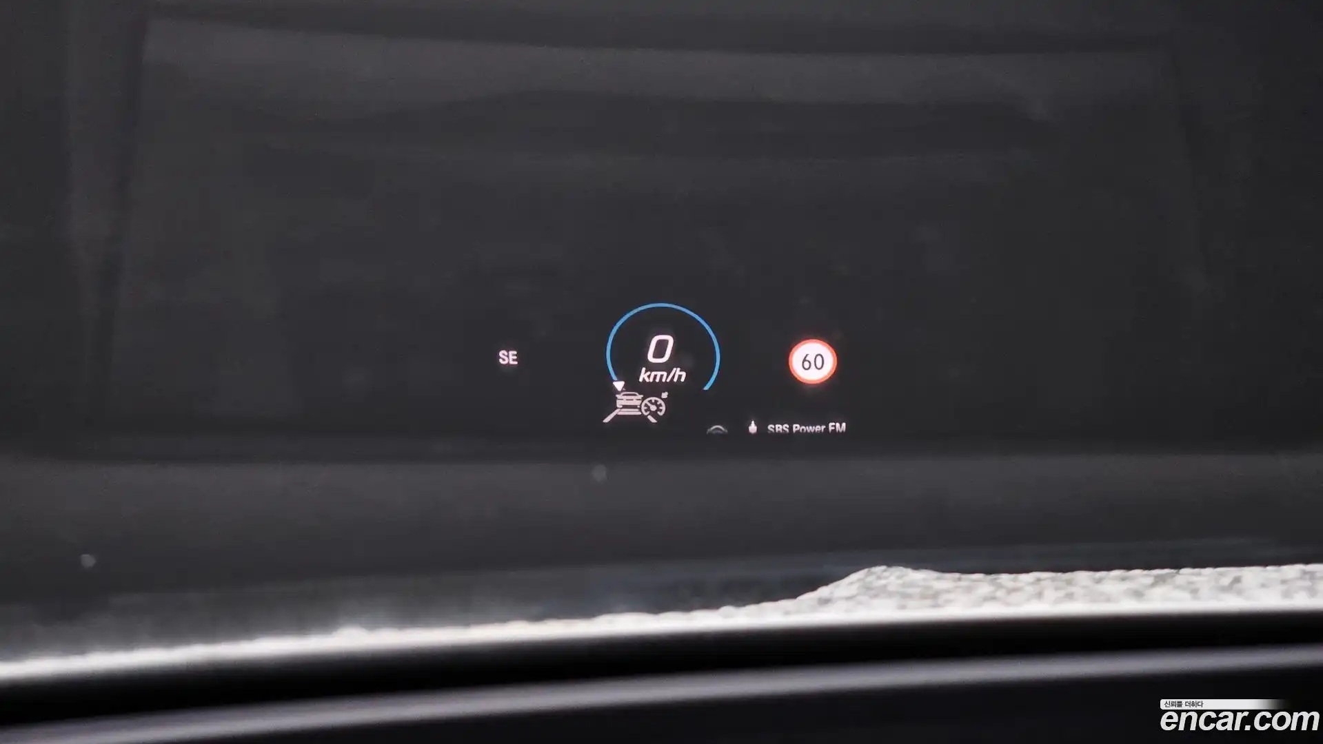 GLE-Class Mercedes-Benz 2021.5-OPTION-019