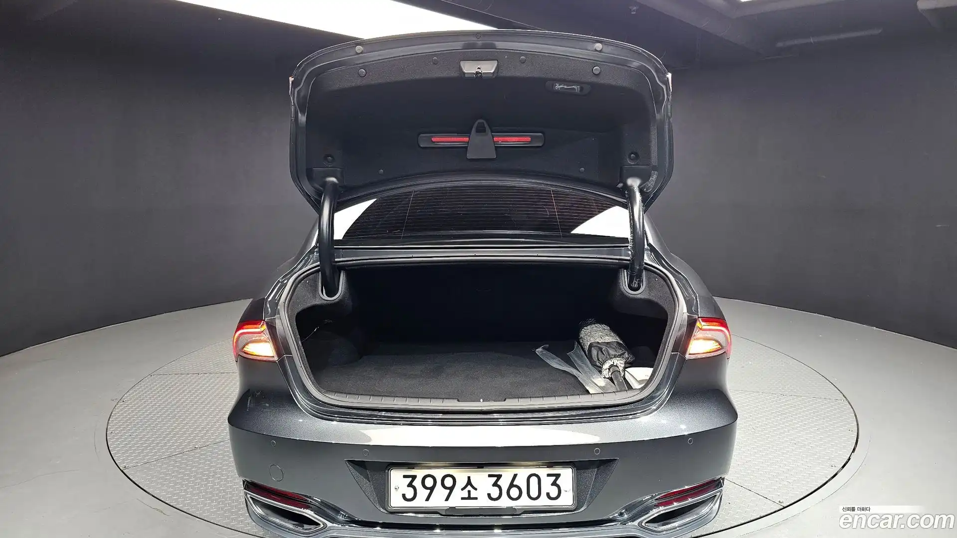 Grandeur Hyundai 2021.5-OPTION-042