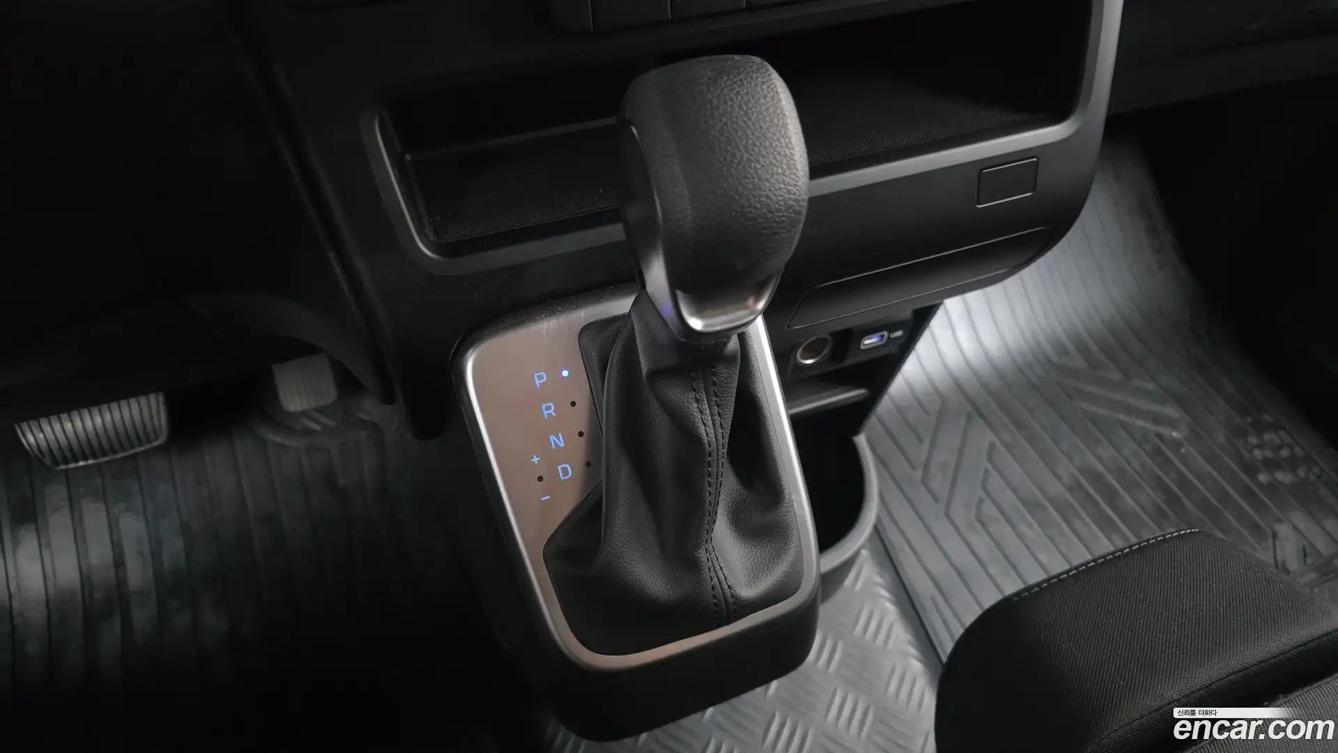 Staria Hyundai 2023.3-INNER-009