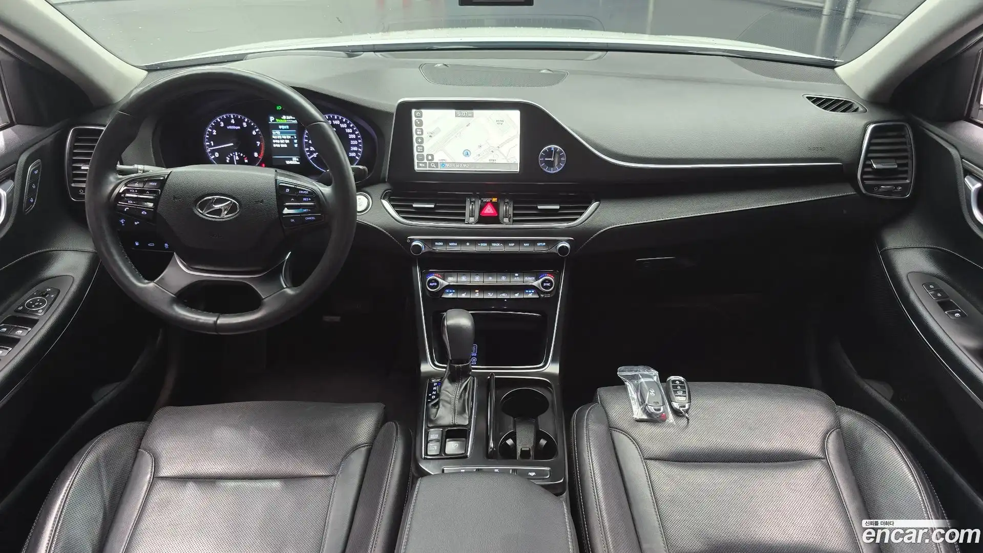 Grandeur Hyundai 2017.3-INNER-007