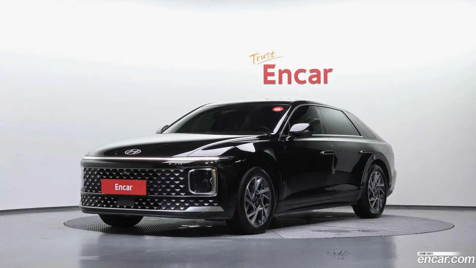 Grandeur Hyundai 2023.3-OUTER-001