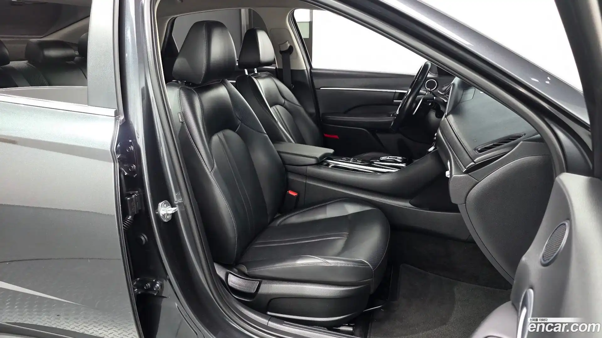 Sonata Hyundai 2021.4-OPTION-015
