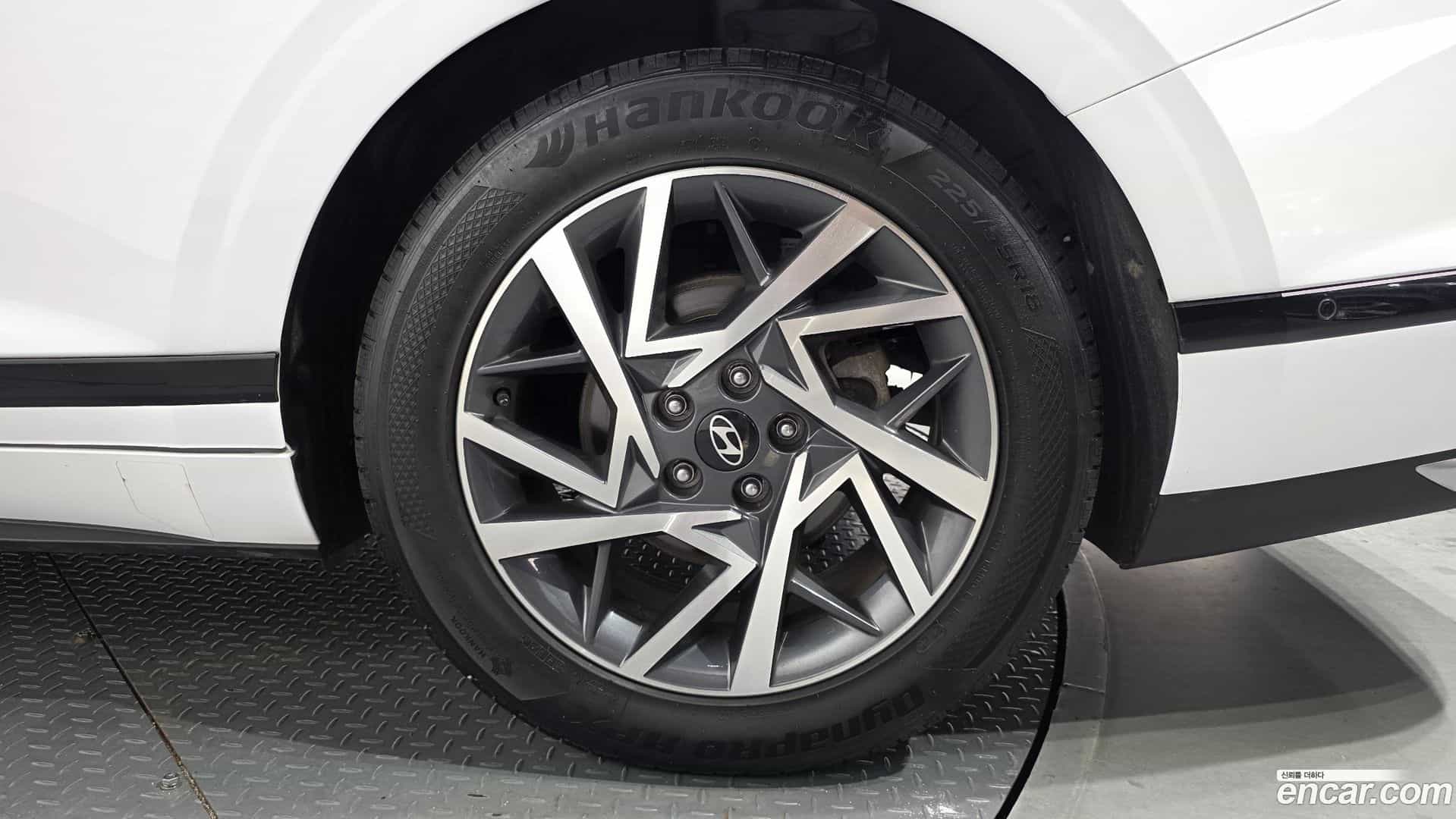 Grandeur Hyundai 2023.7-OUTER-031
