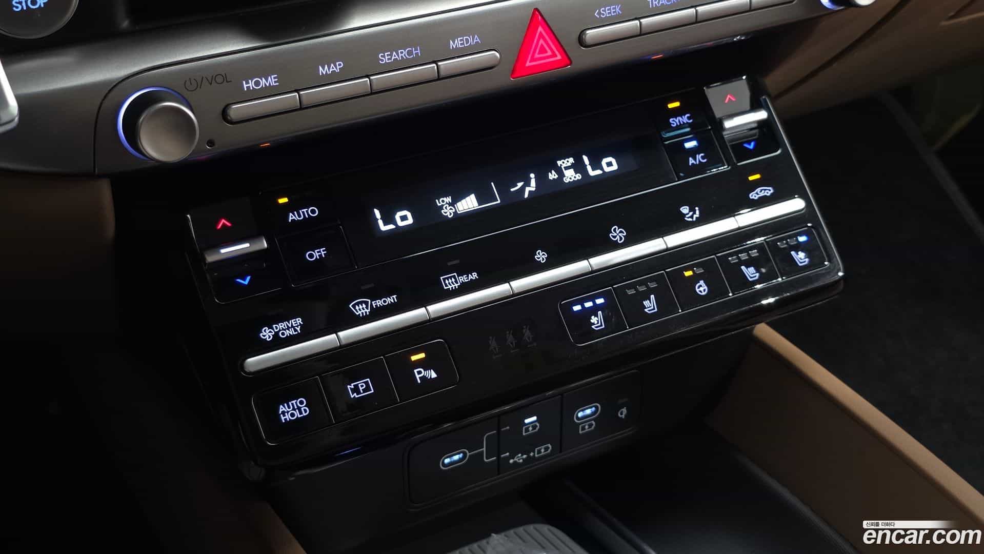 Grandeur Hyundai 2023.7-OPTION-043