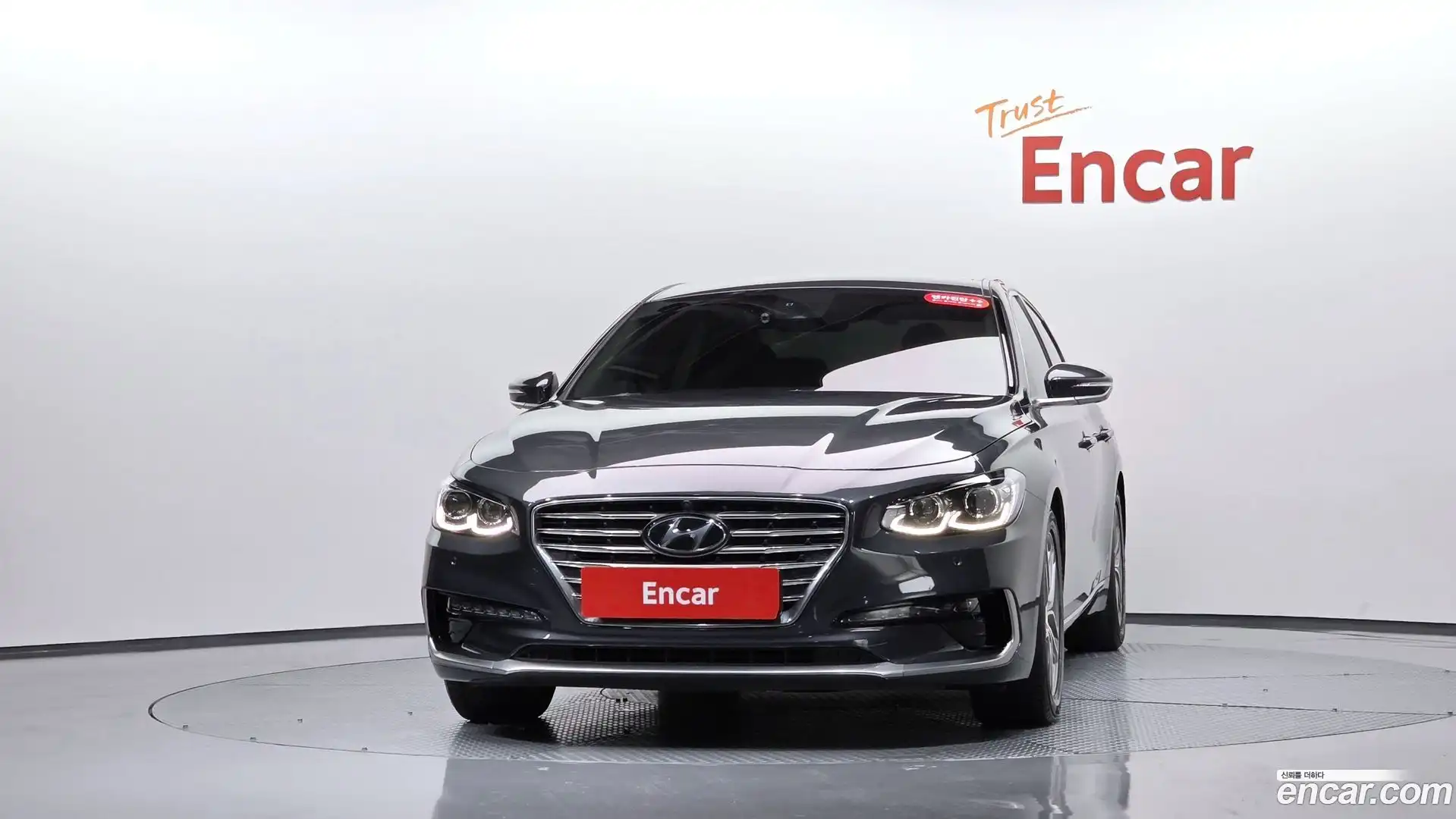 Grandeur Hyundai 2018.4-OUTER-003