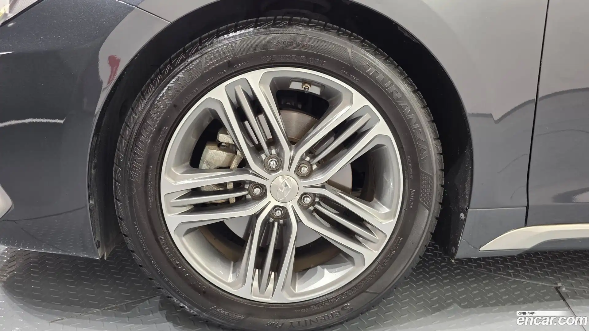 Grandeur Hyundai 2018.4-OUTER-005