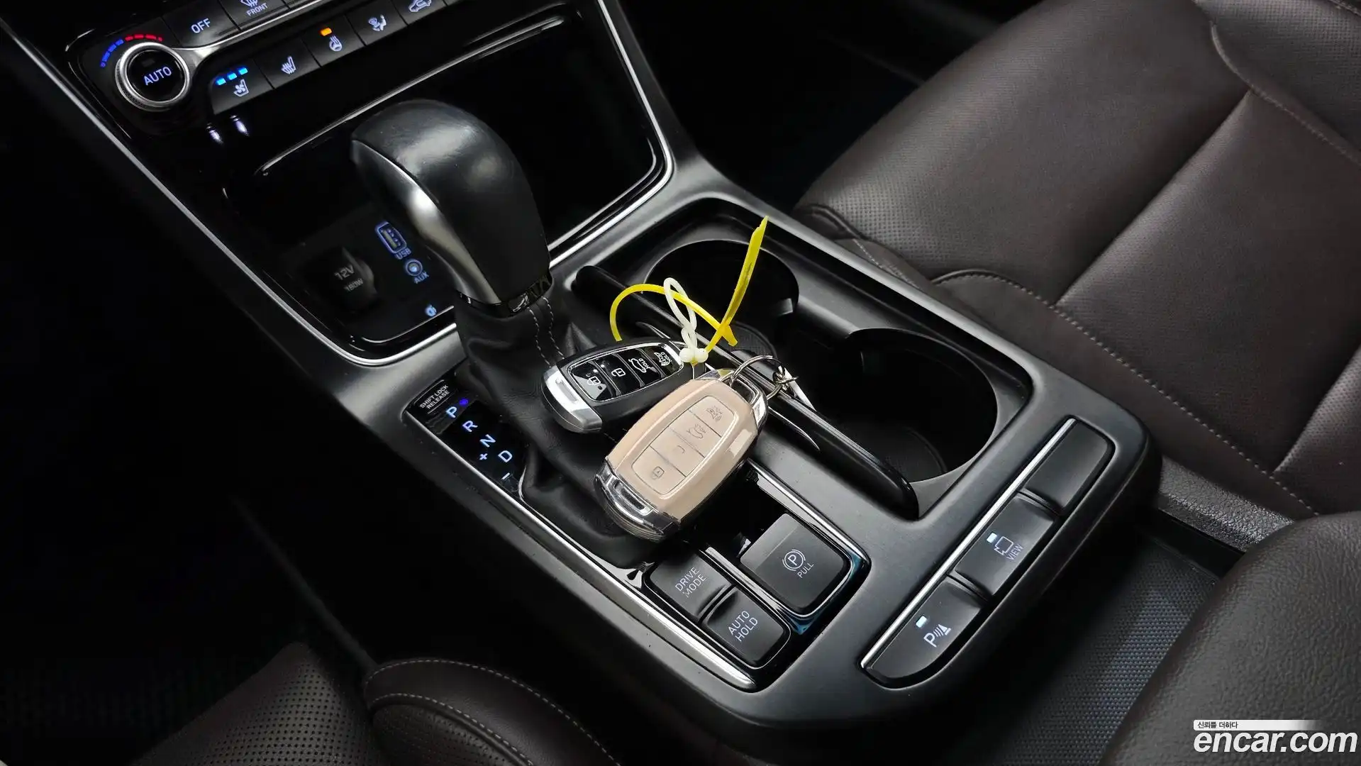 Grandeur Hyundai 2018.4-INNER-009