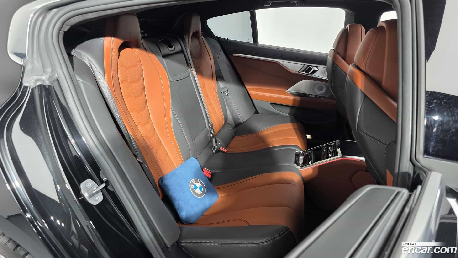 8-Series BMW 2022.10-OPTION-015