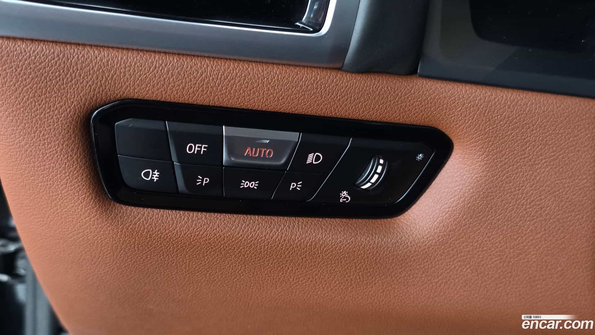 8-Series BMW 2022.10-OPTION-040