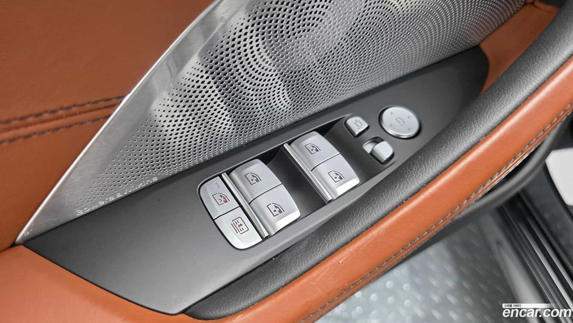 8-Series BMW 2022.10-OPTION-043