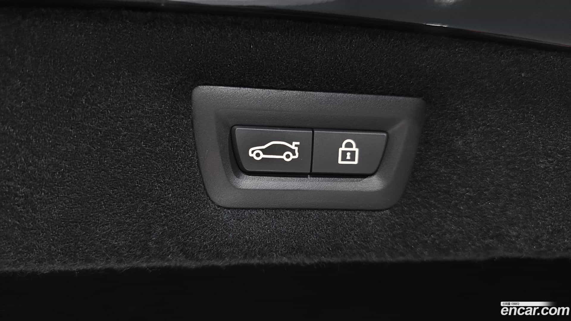 8-Series BMW 2022.10-OPTION-050