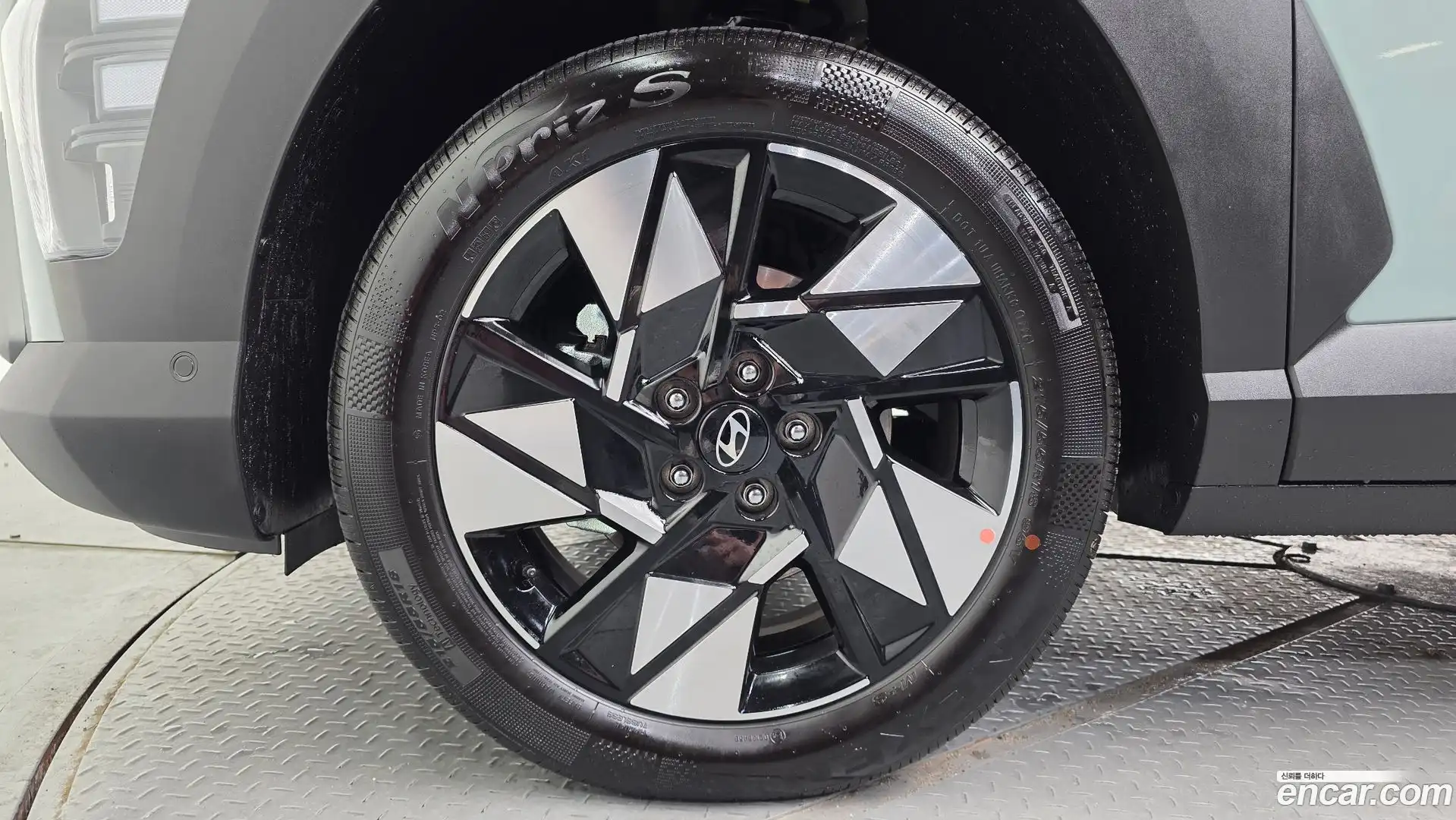 Kona Hyundai 2026.3-OUTER-005