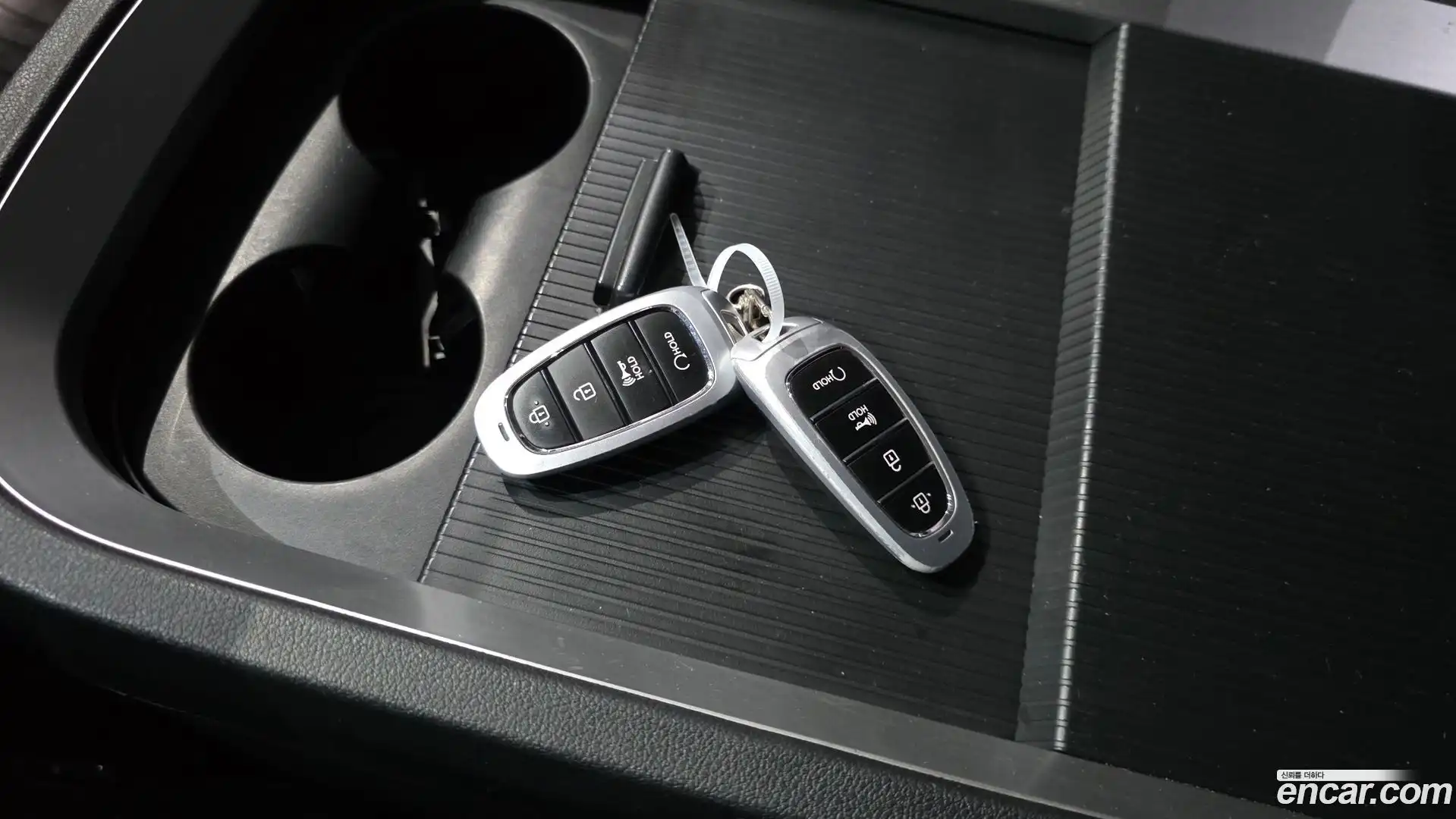 Staria Hyundai 2022.5-OPTION-023