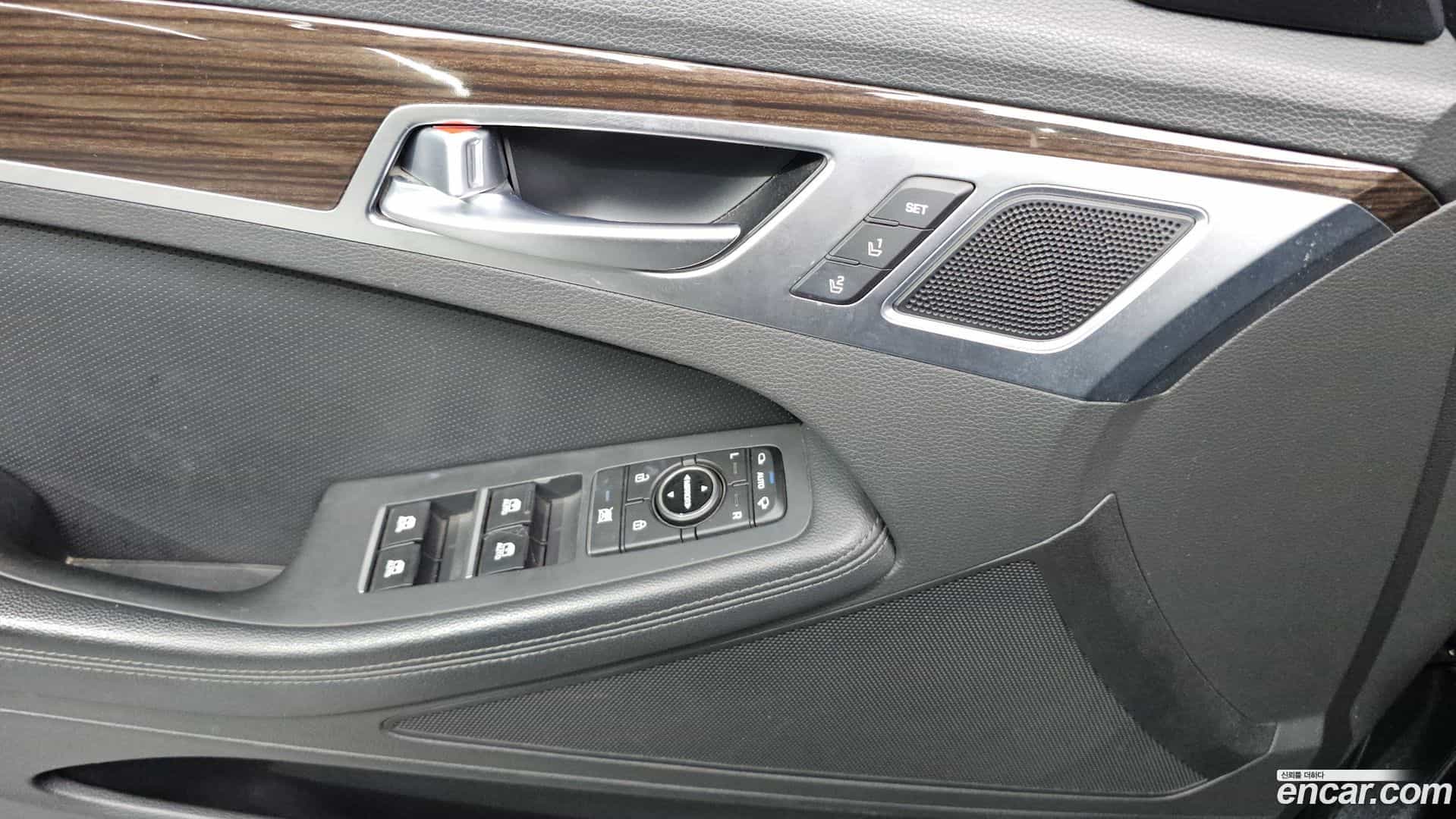 G80 Genesis 2018.8-OPTION-041