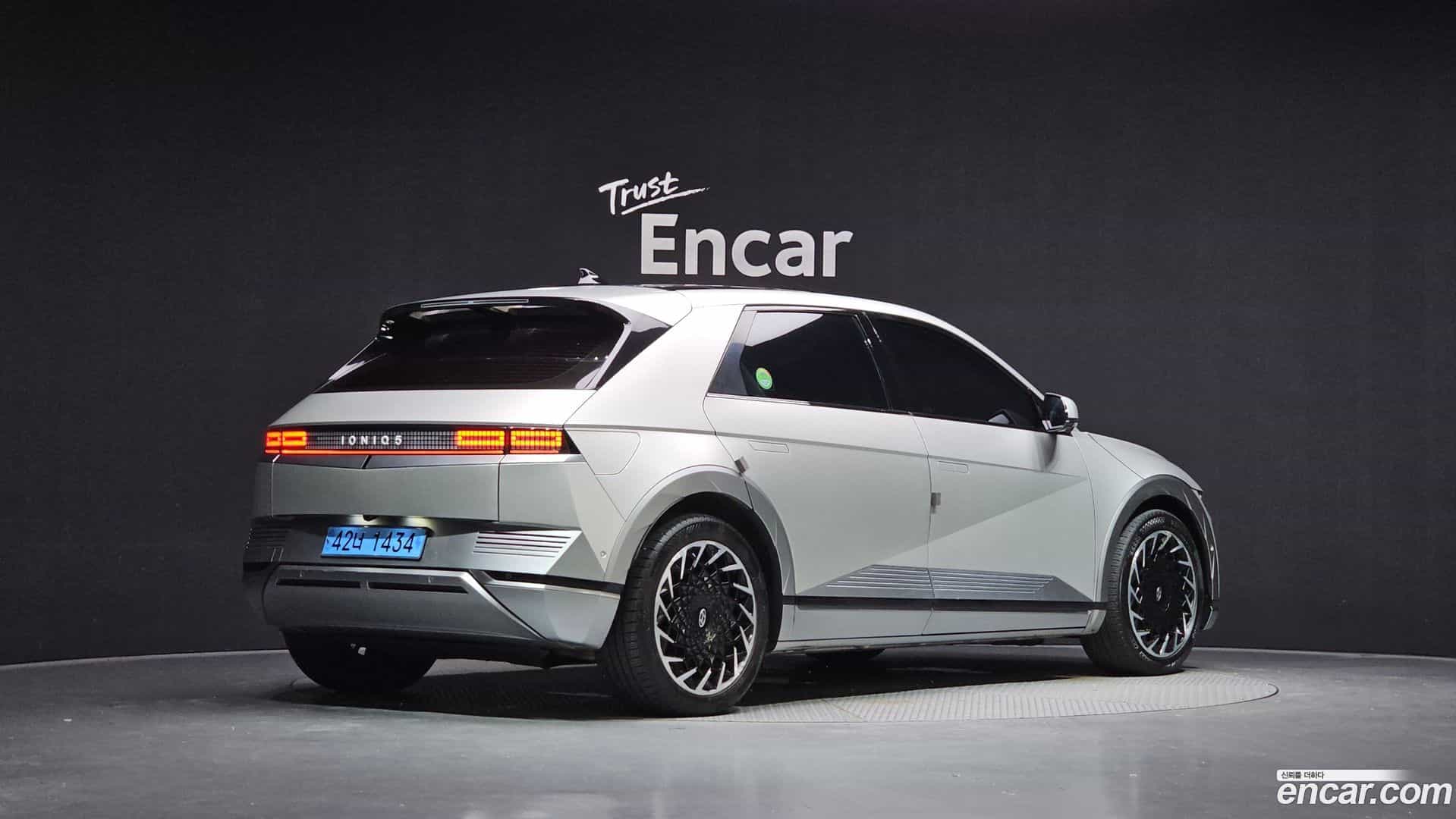 Ioniq5 Hyundai 2022.10-OUTER-002